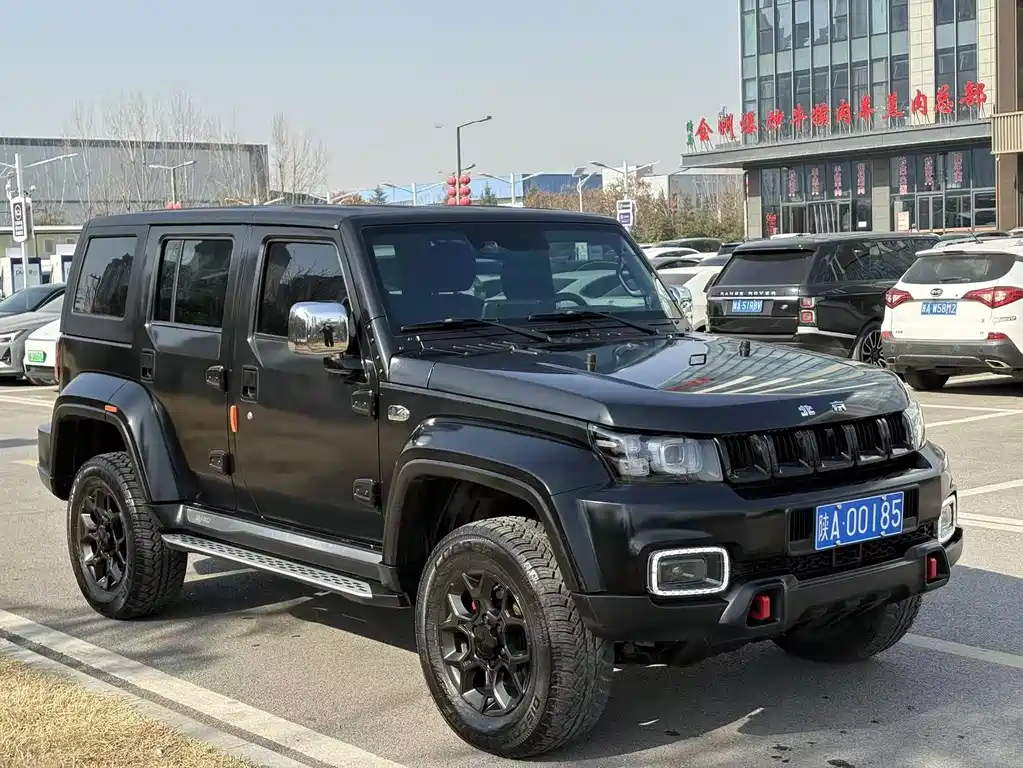BAIC BJ40 2023 2.0D AT