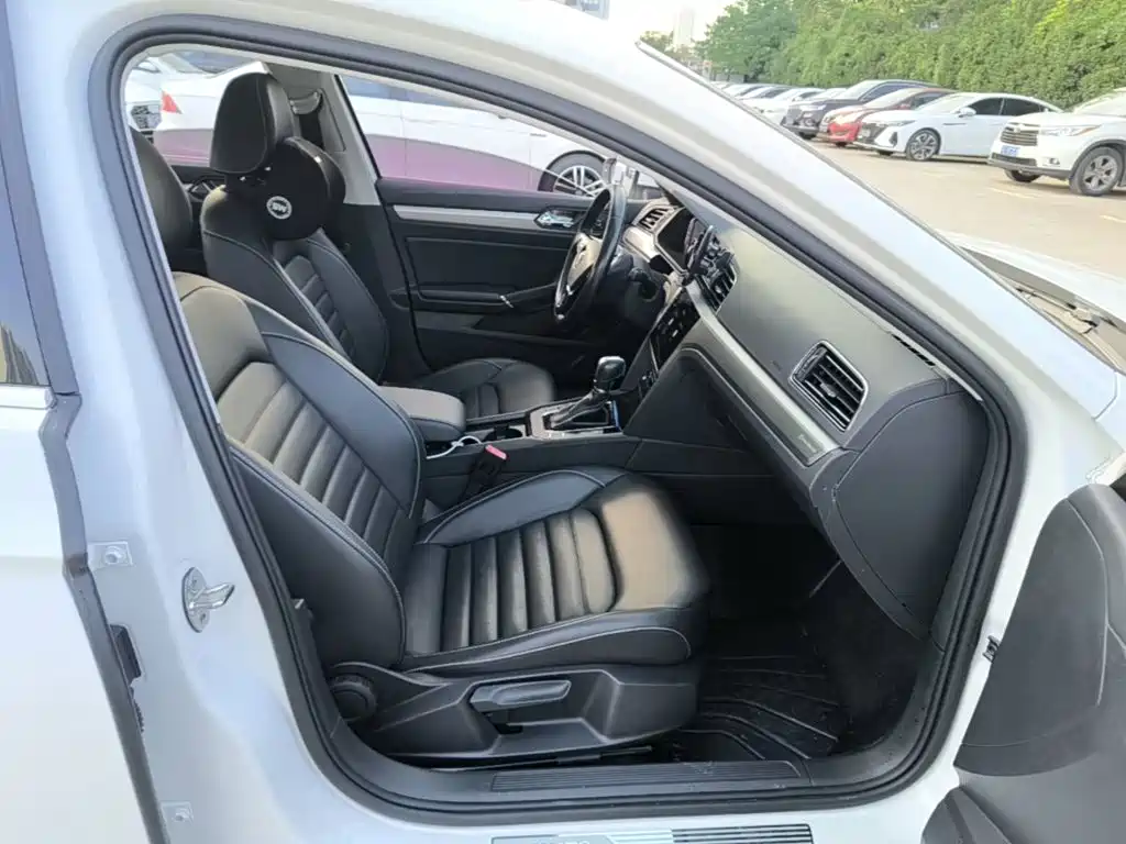 Volkswagen Lamando — миниатюра 25