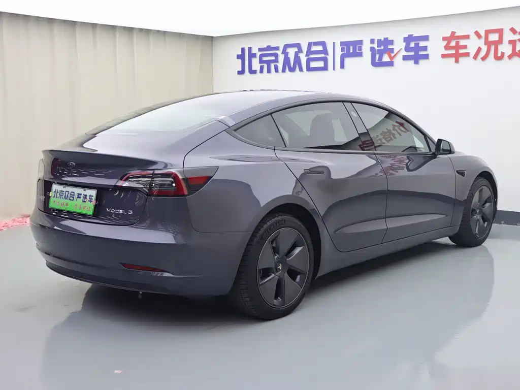 Tesla Model 3 — миниатюра 23