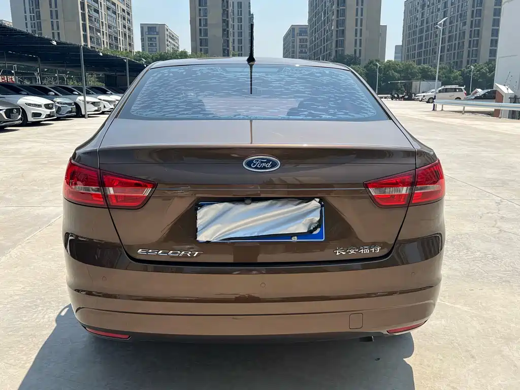 Ford Escort 2017 1.5L AT Comfort