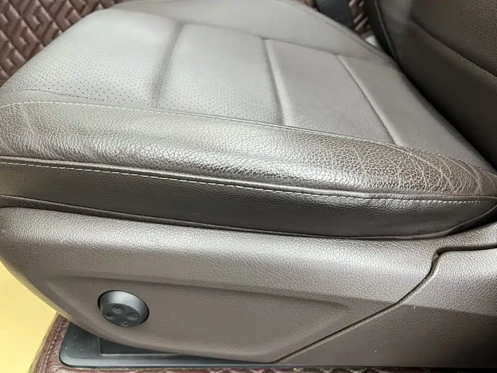 Mercedes-Benz GLE (Import) — миниатюра 33