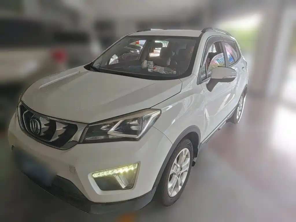 Changan CS15