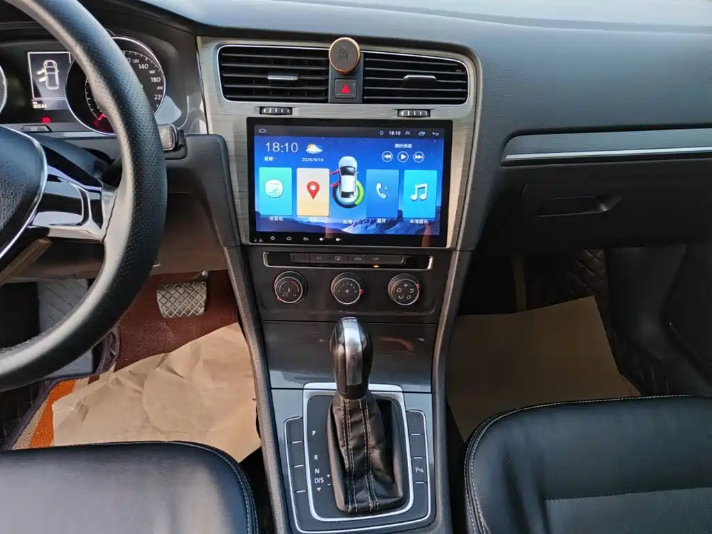 Volkswagen Golf — миниатюра 13