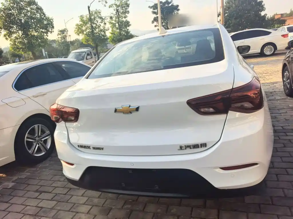 Chevrolet Cavalier — миниатюра 6