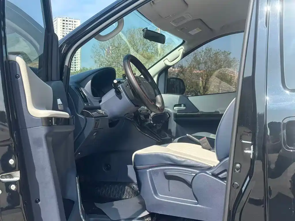 DONGFENG LINGZHI PLUS