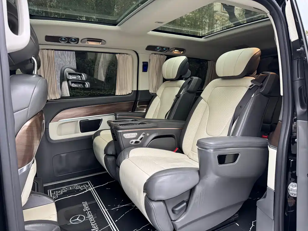 MERCEDES-BENZ V CLASS