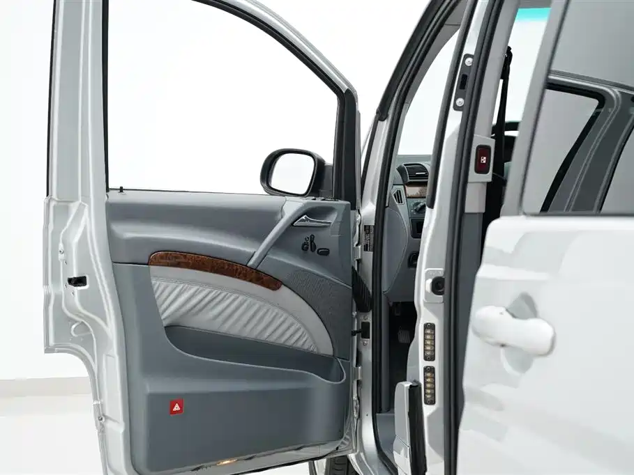 Mercedes-Benz Viano 2006 Viano 3.2L