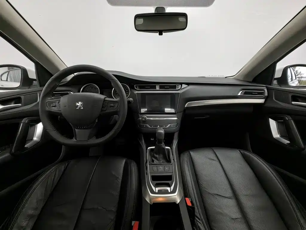 Peugeot 408 — миниатюра 5