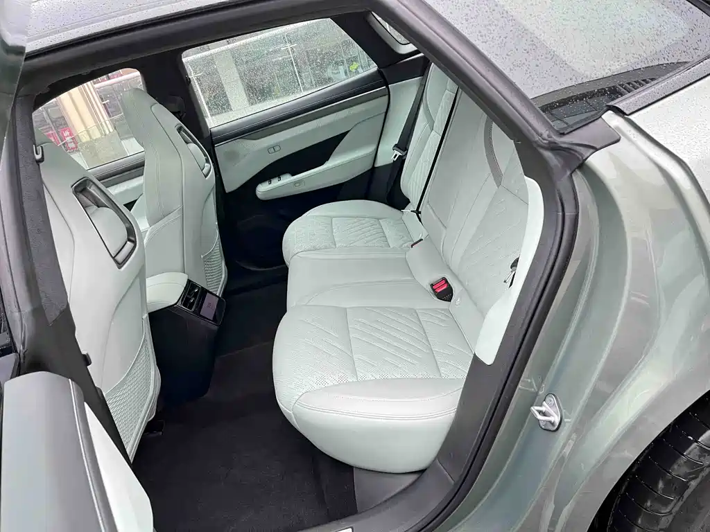 ZEEKR EXTREME KRYPTON 001