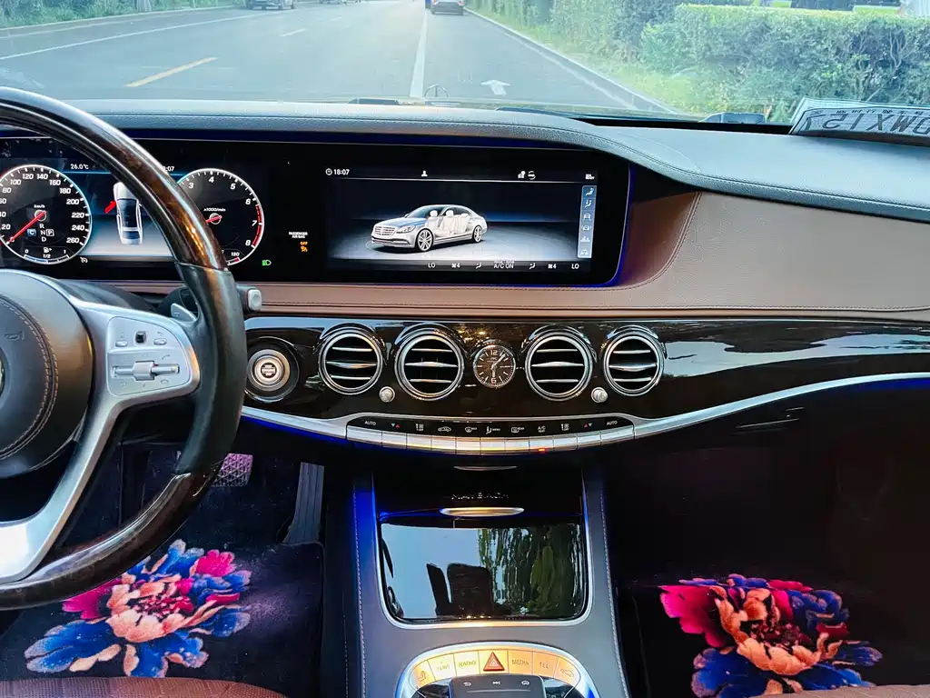 Mercedes-Benz S-Class — миниатюра 22