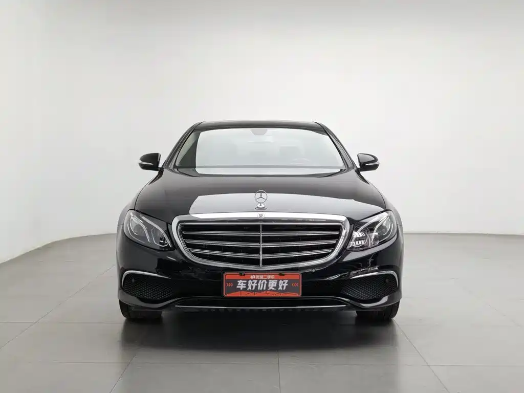 Mercedes-Benz E-Class — миниатюра 3