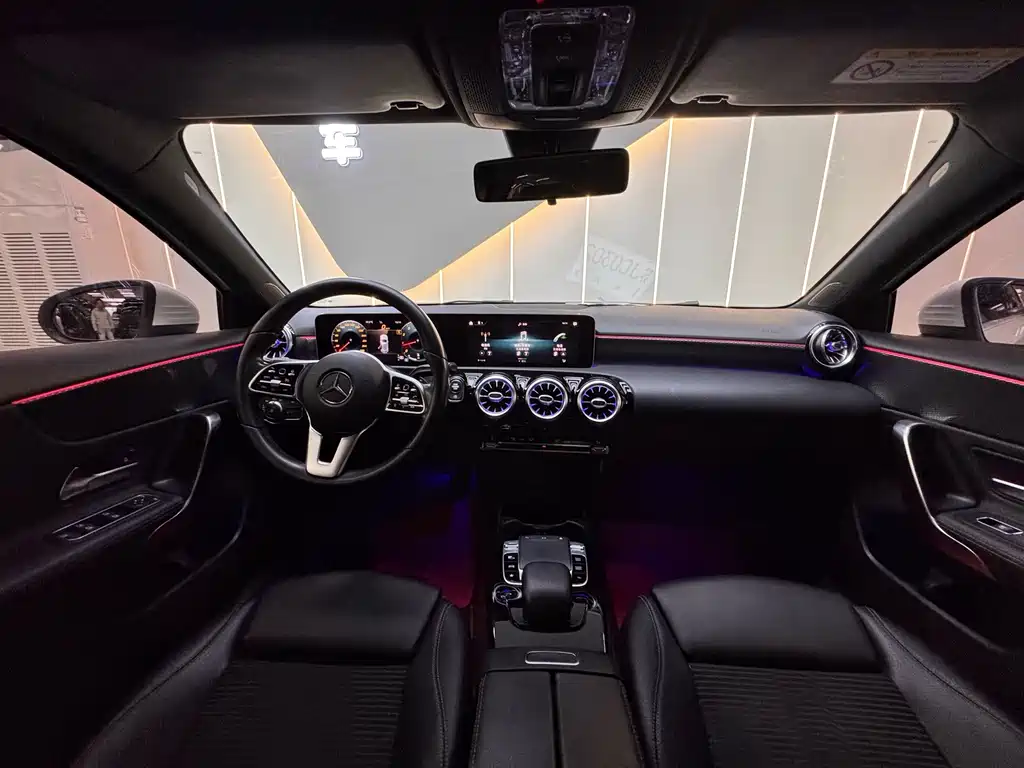 Mercedes-Benz A-Class (Import) — миниатюра 16