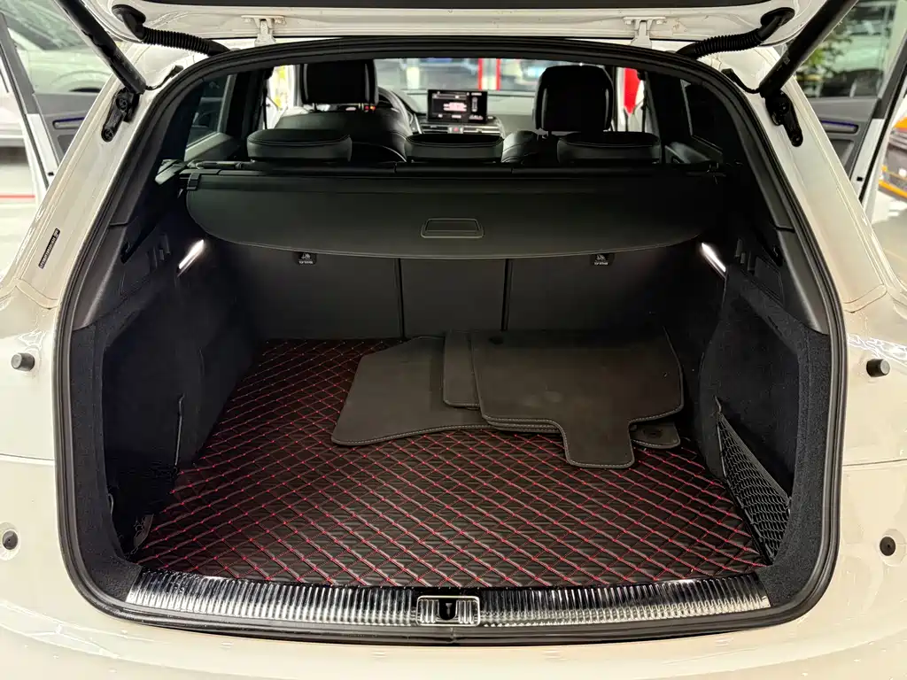 Audi Q5L — миниатюра 11
