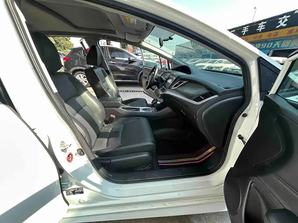 Honda Jade — миниатюра 8