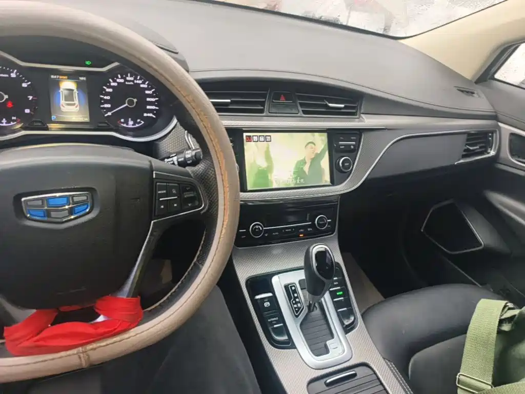 Geely Emgrand GS — миниатюра 10