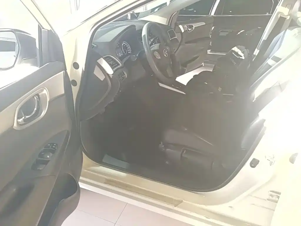 Nissan Sylphy — миниатюра 16