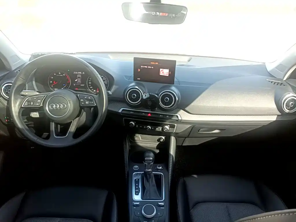 Audi Q2L — миниатюра 10