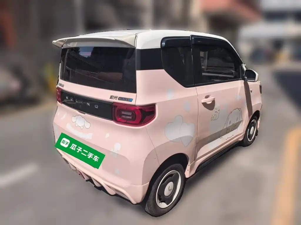 Wuling MINIEV — миниатюра 6