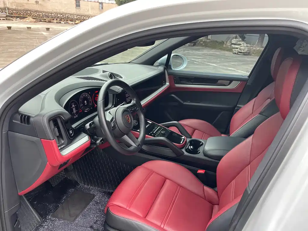Porsche Cayenne — миниатюра 16