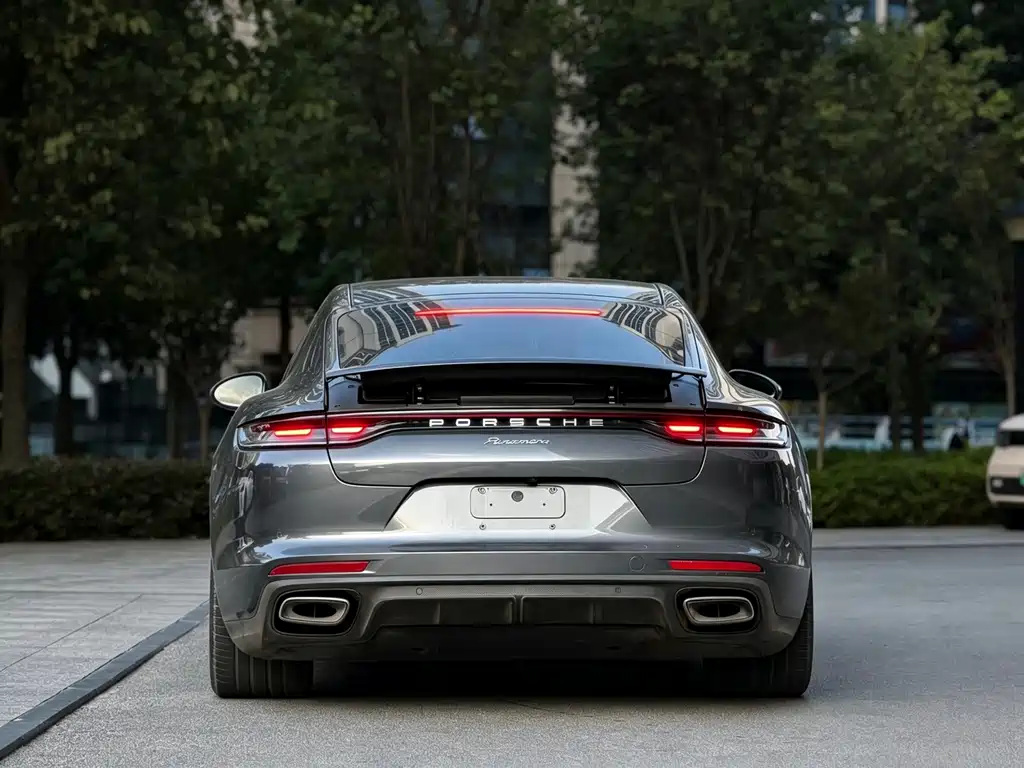 Porsche Panamera — миниатюра 5