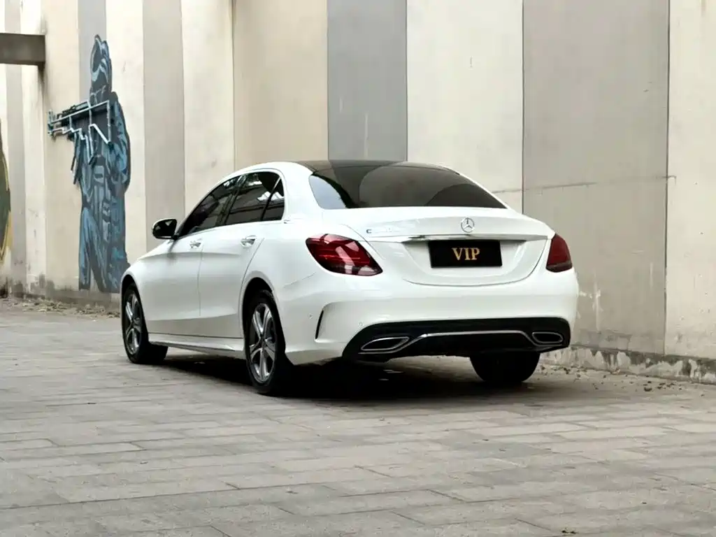 Mercedes-Benz C-Class — миниатюра 5