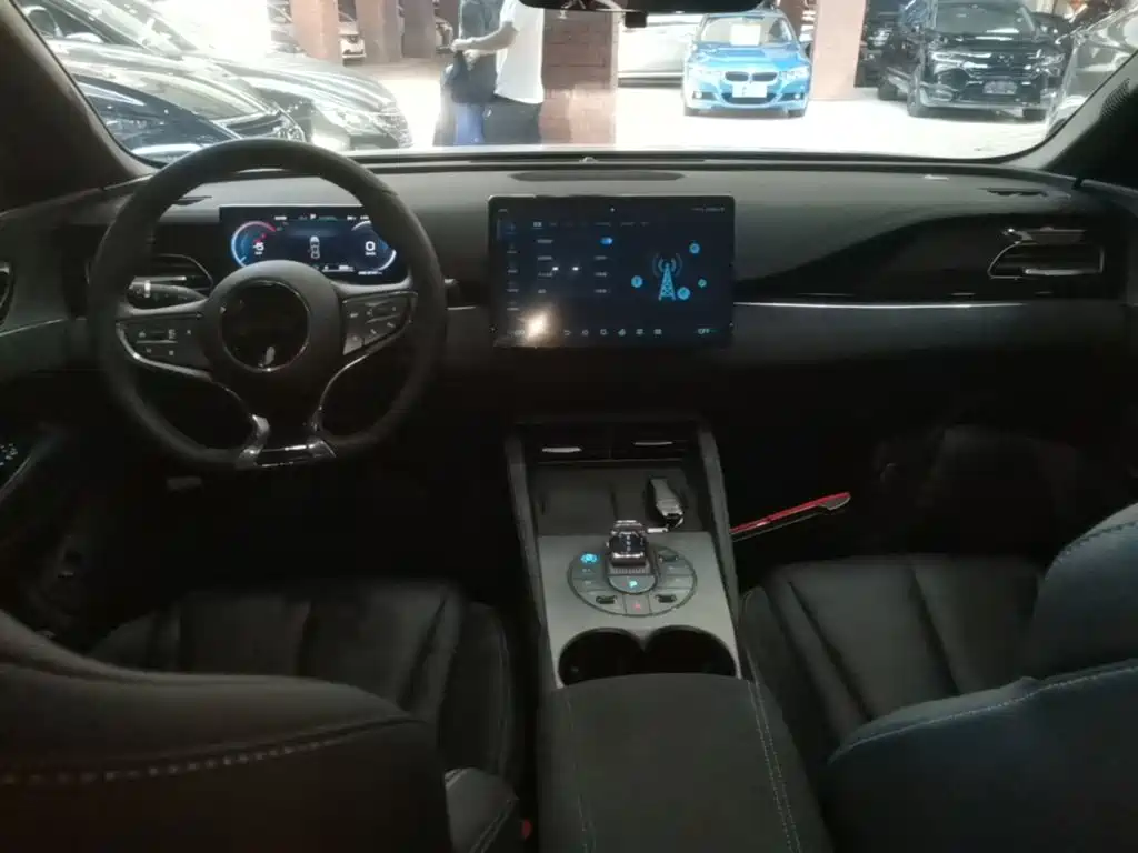 BYD Seal 06 — миниатюра 6