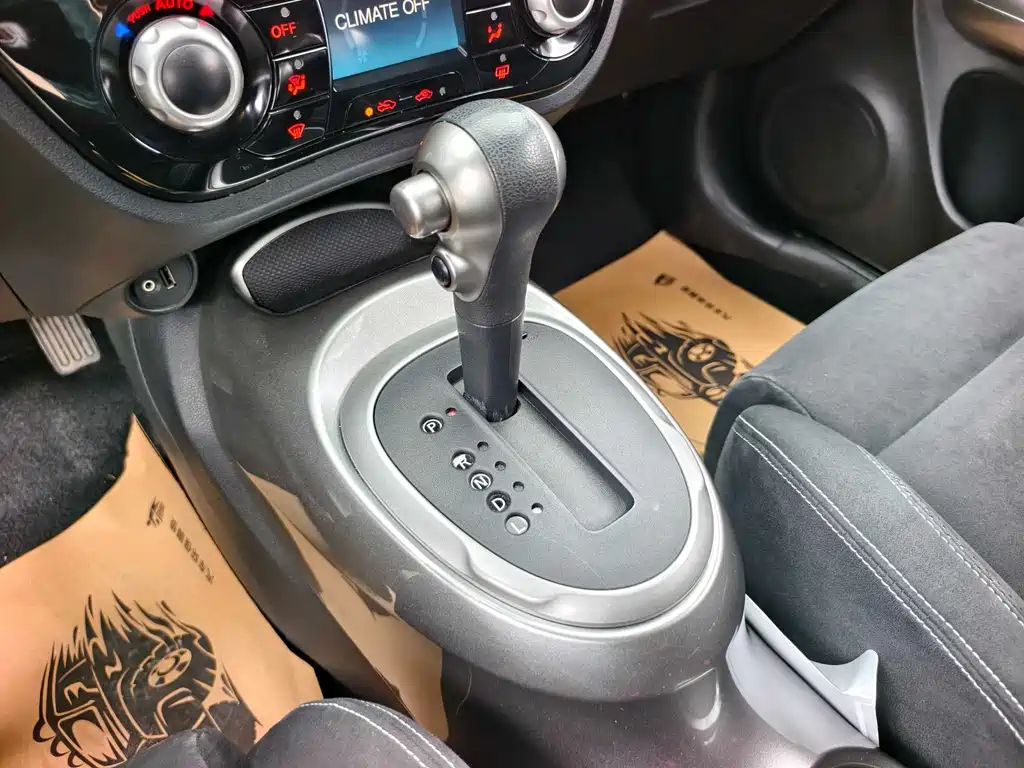 Infiniti ESQ — миниатюра 10