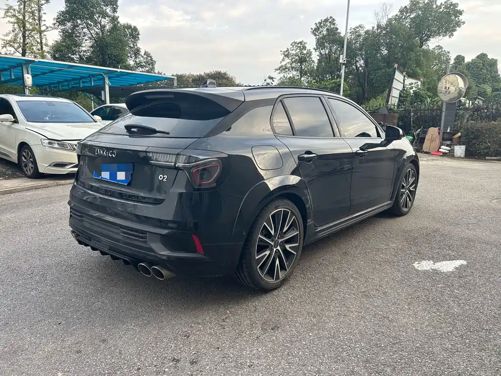 Lynk & Co 02 Hatchback — миниатюра 13