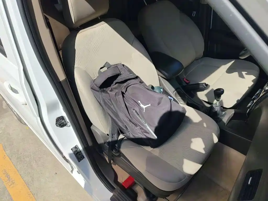 Wuling Rongguang V — миниатюра 25