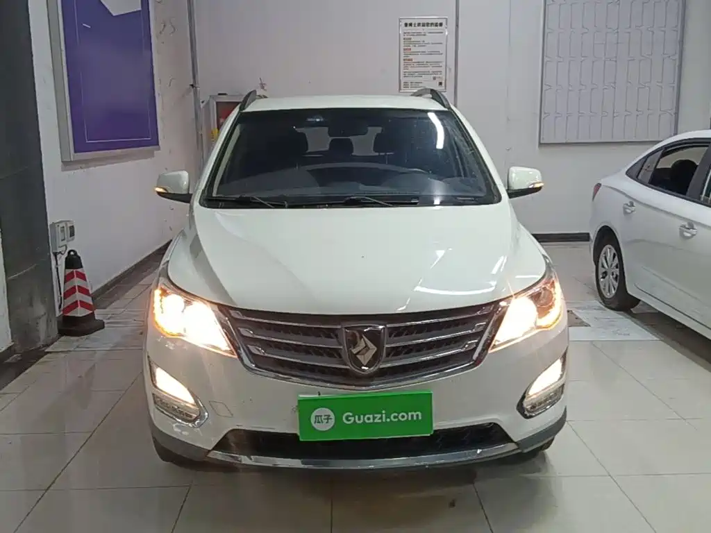 Baojun 560 2016 1.8L iAMT Elite