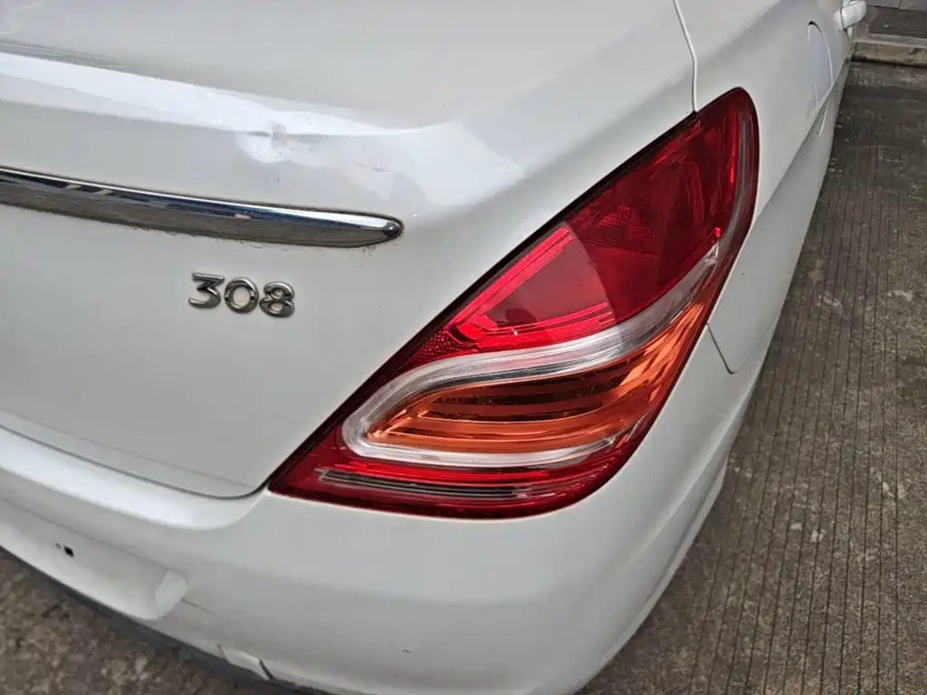 Peugeot 308 — миниатюра 8