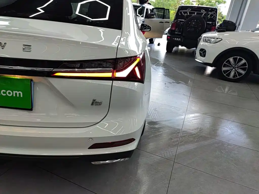 Roewe i5 2023 1.5L CVT Luxury