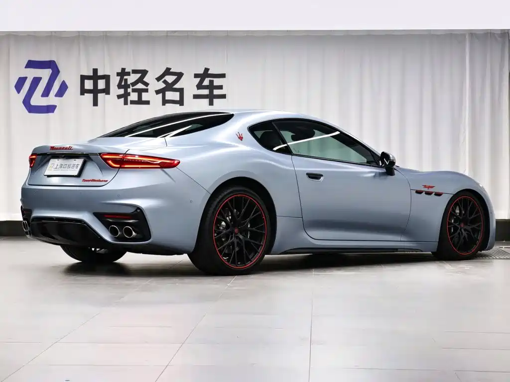 Maserati GranTurismo — миниатюра 3