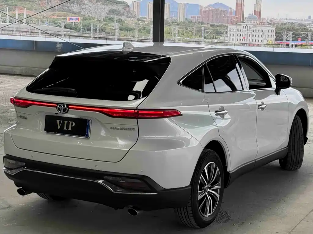 Toyota Harrier — миниатюра 4