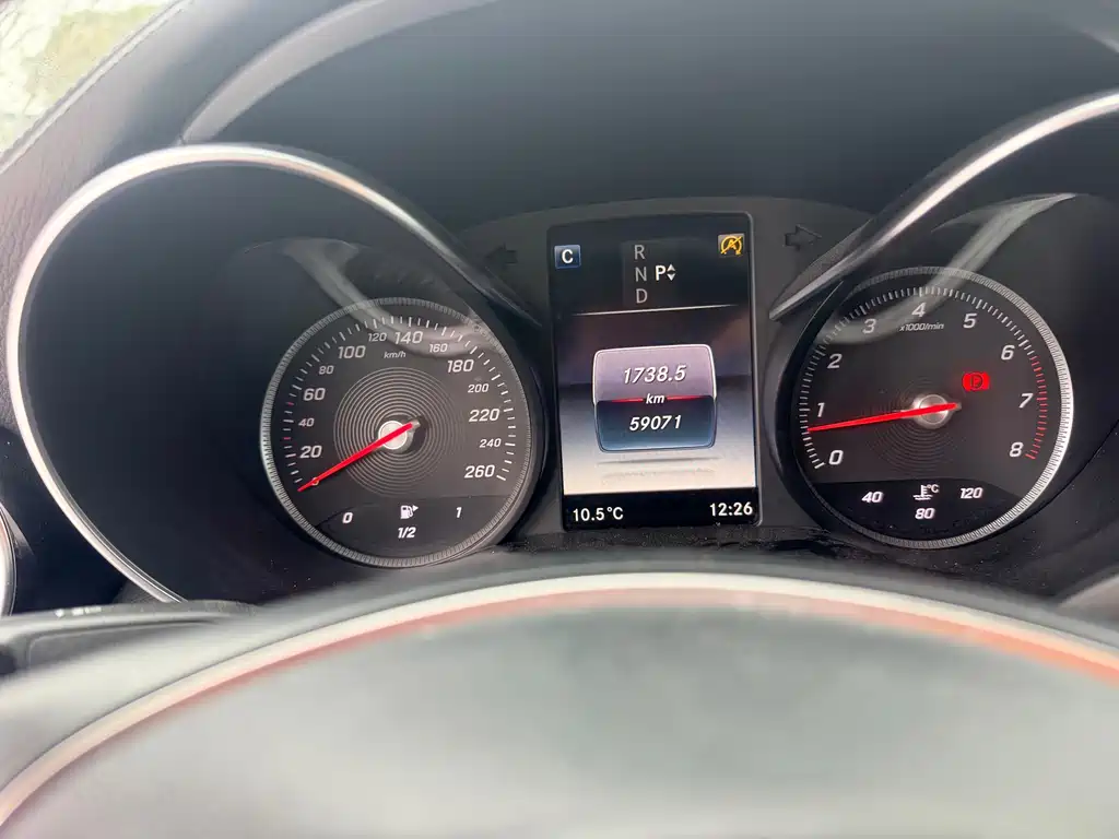 MERCEDES-BENZ C CLASS