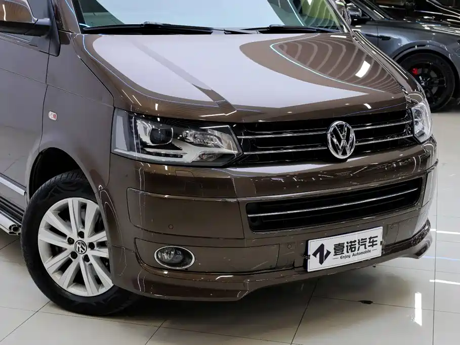 Volkswagen Multivan — миниатюра 11