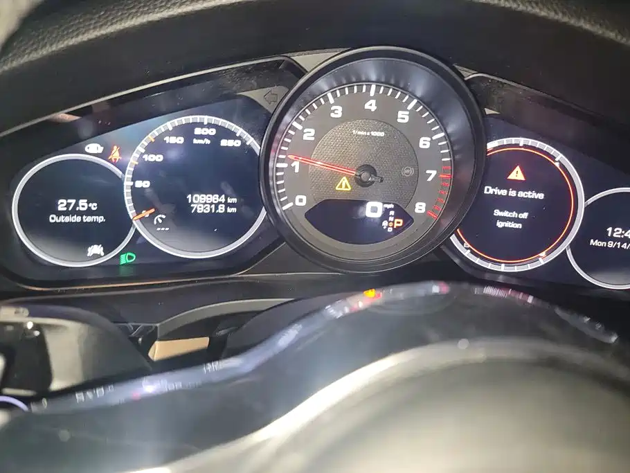 Porsche Cayenne — миниатюра 14