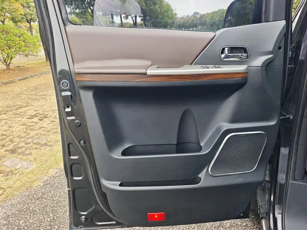 DONGFENG POPULAR CM7