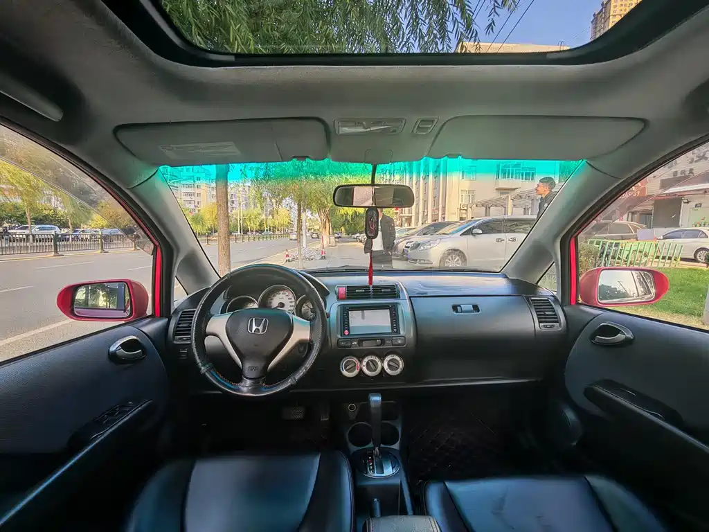 Honda Fit 2007 1.5L CVT Comfort