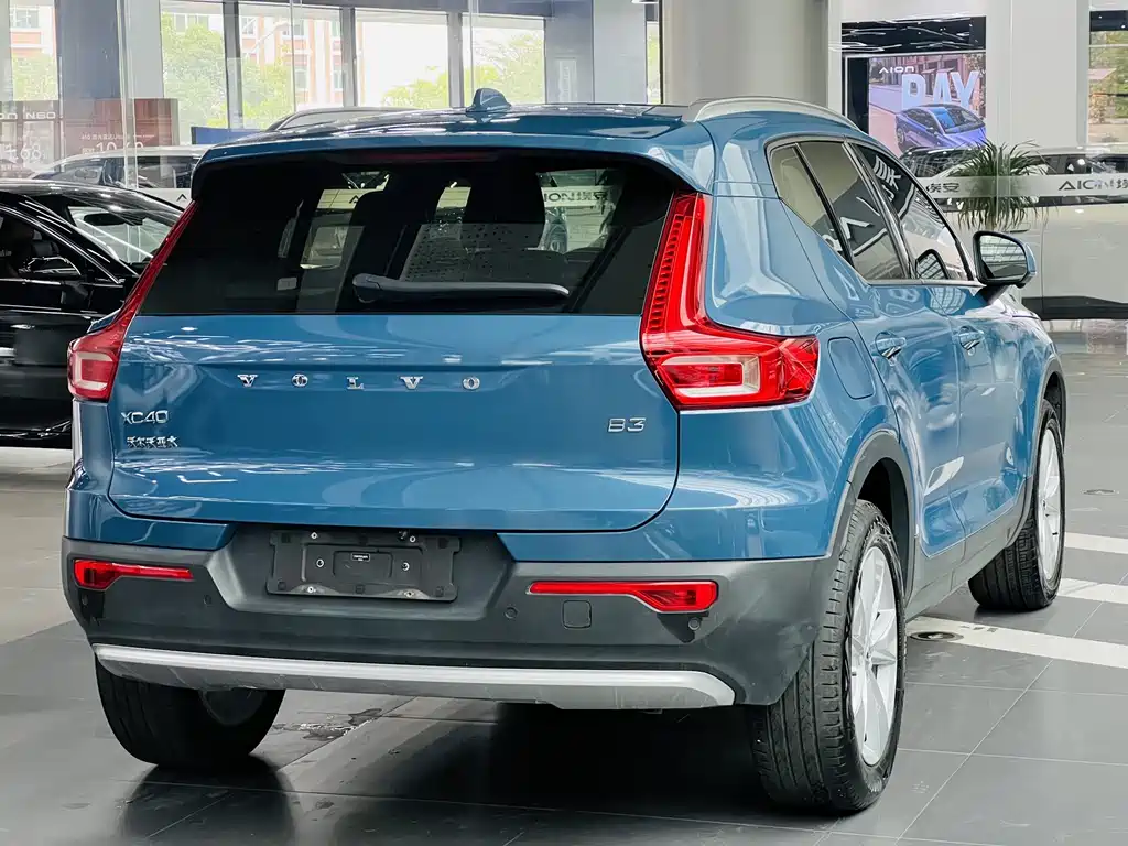Volvo XC40 — миниатюра 7