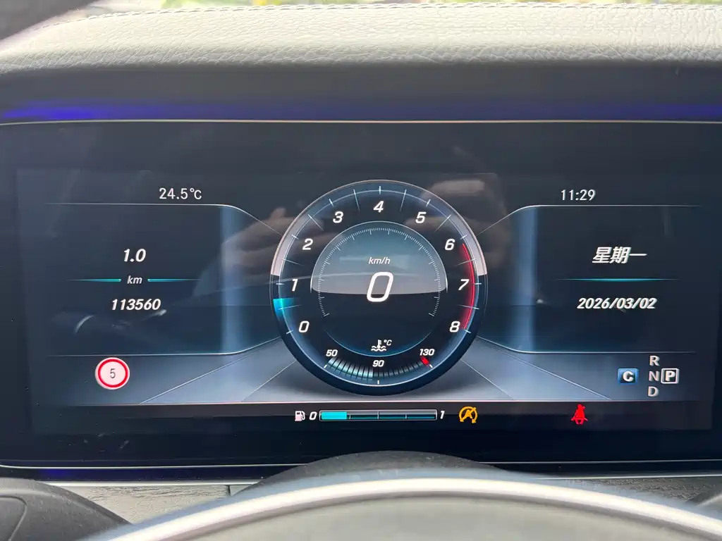 MERCEDES-BENZ E CLASS