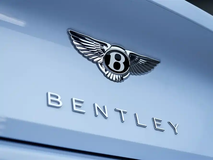 BENTLEY CONTINENTAL PLUG IN HYBRID