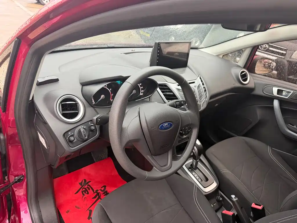 Ford Fiesta — миниатюра 16