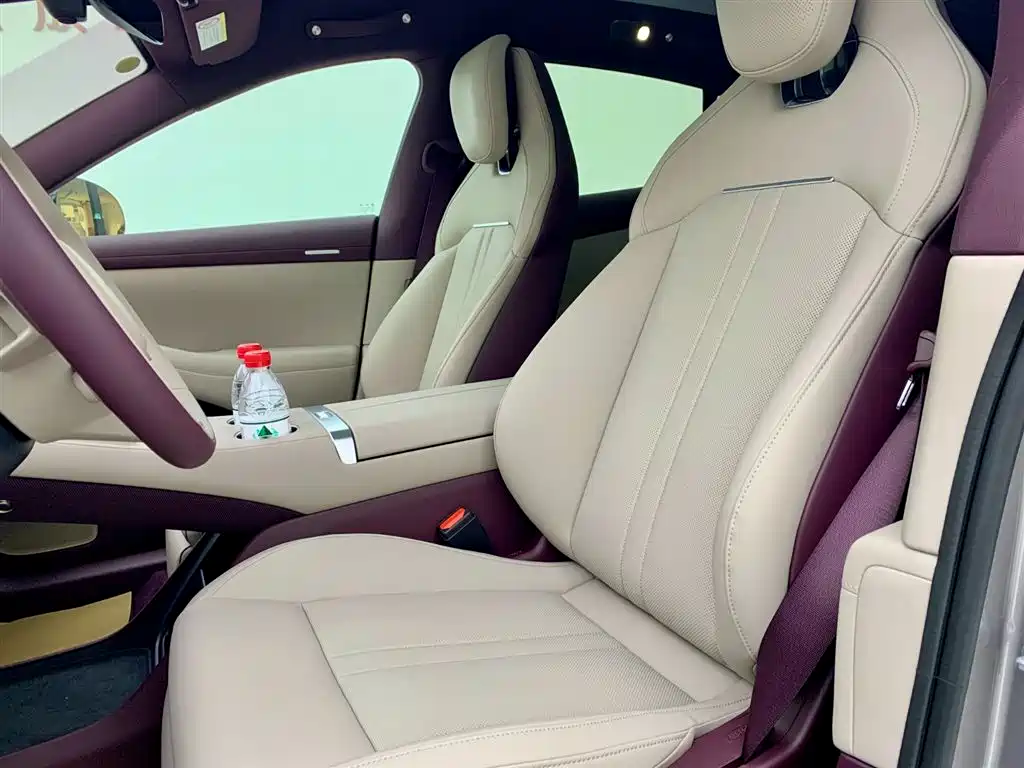 XIAOMI CAR XIAOMI YU7