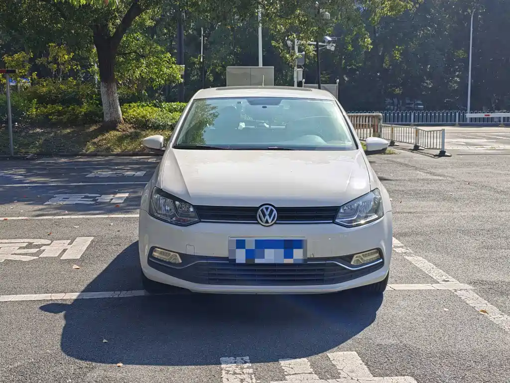 Volkswagen Polo — миниатюра 2