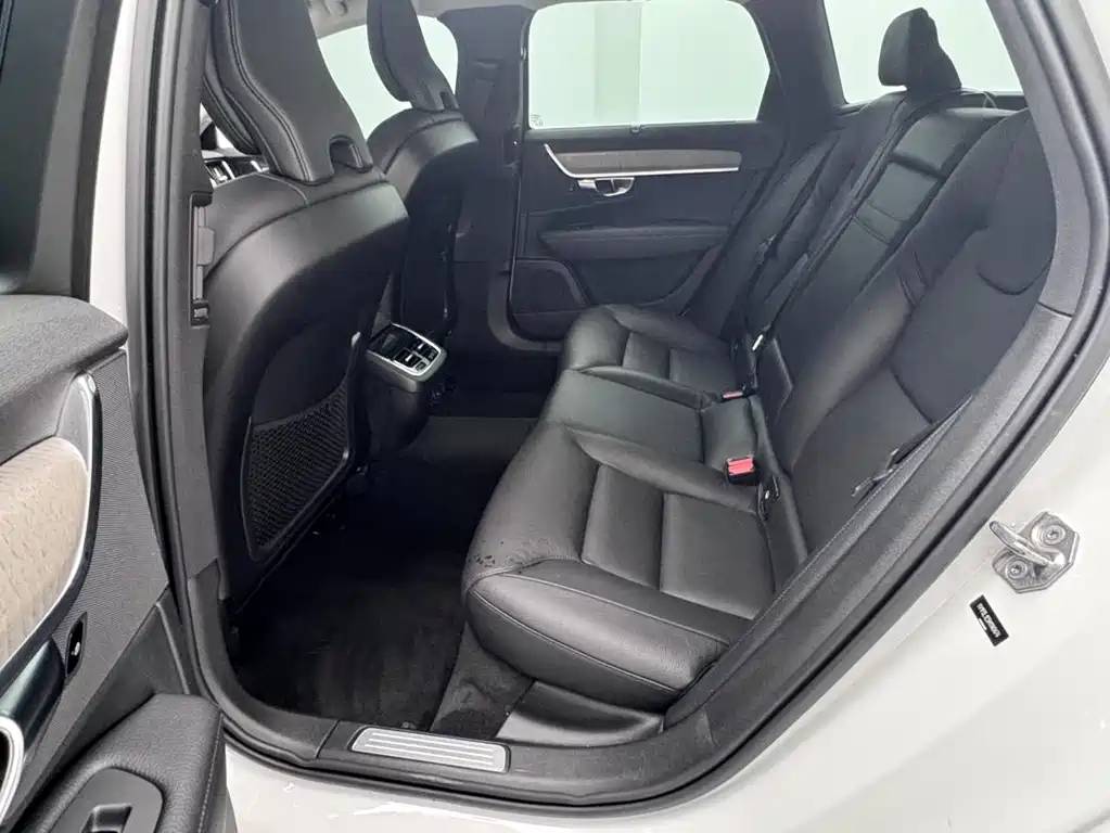 Volvo V90 — миниатюра 5