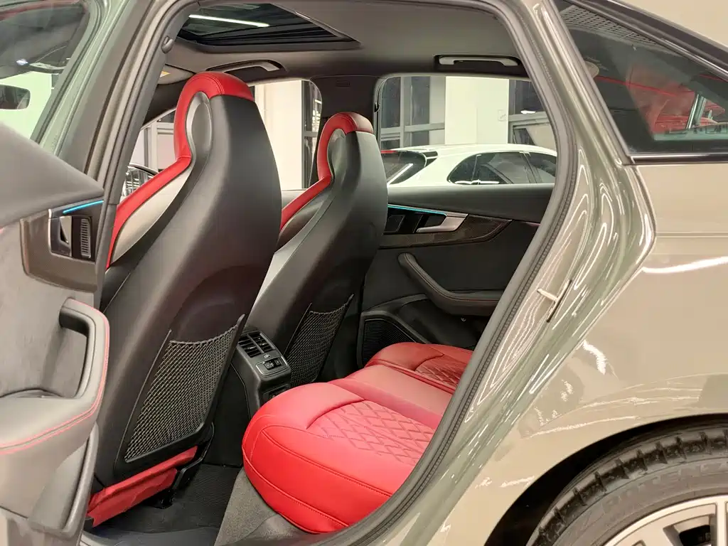 Audi S4 — миниатюра 8