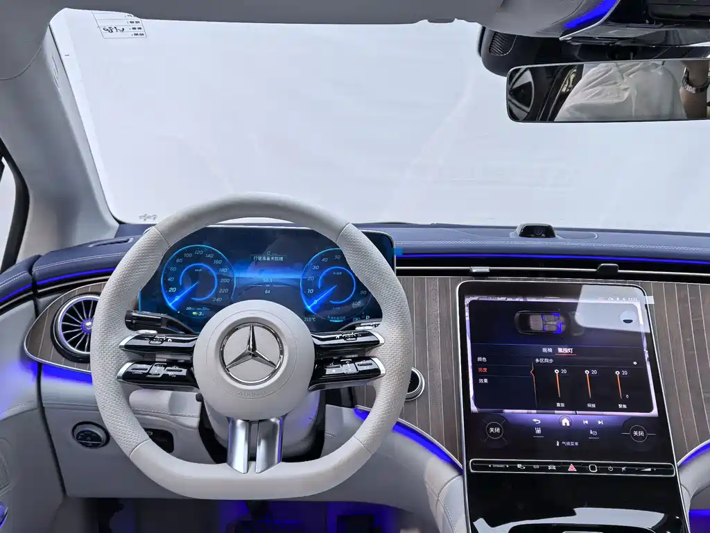 Mercedes-Benz EQE 2025 500 4MATIC