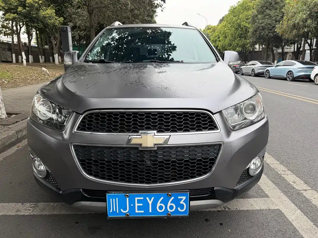 Chevrolet Captiva 2014 2.4L Flagship 7 мест