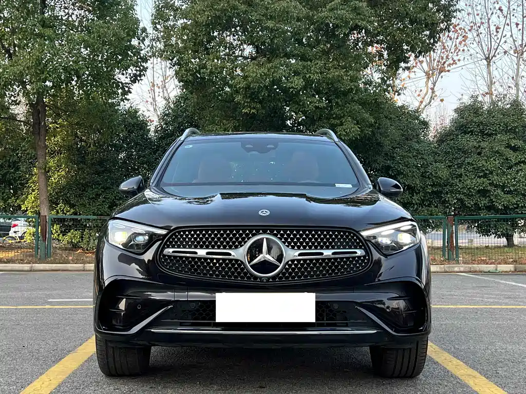 Mercedes-Benz GLC 2023 GLC 260 L 4MATIC Luxury 5 мест